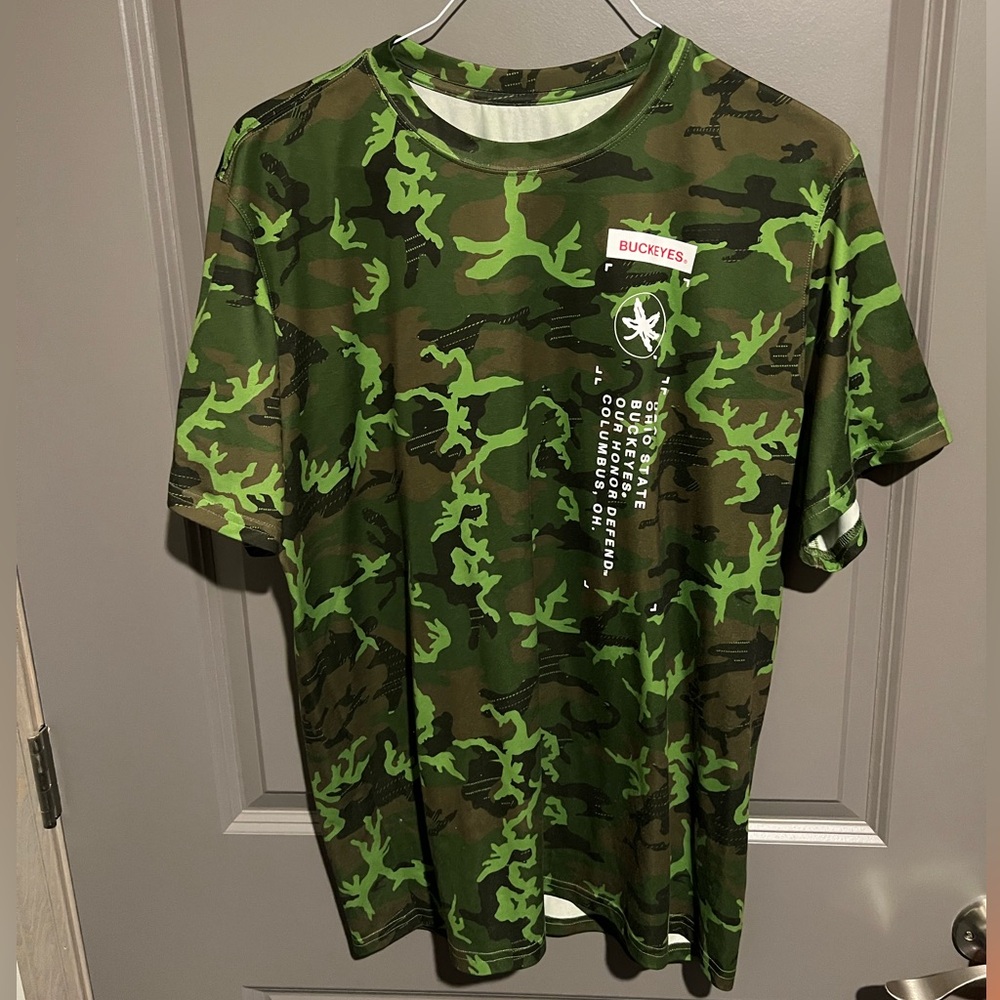 Ohio State Football Camo T Shirt XL
